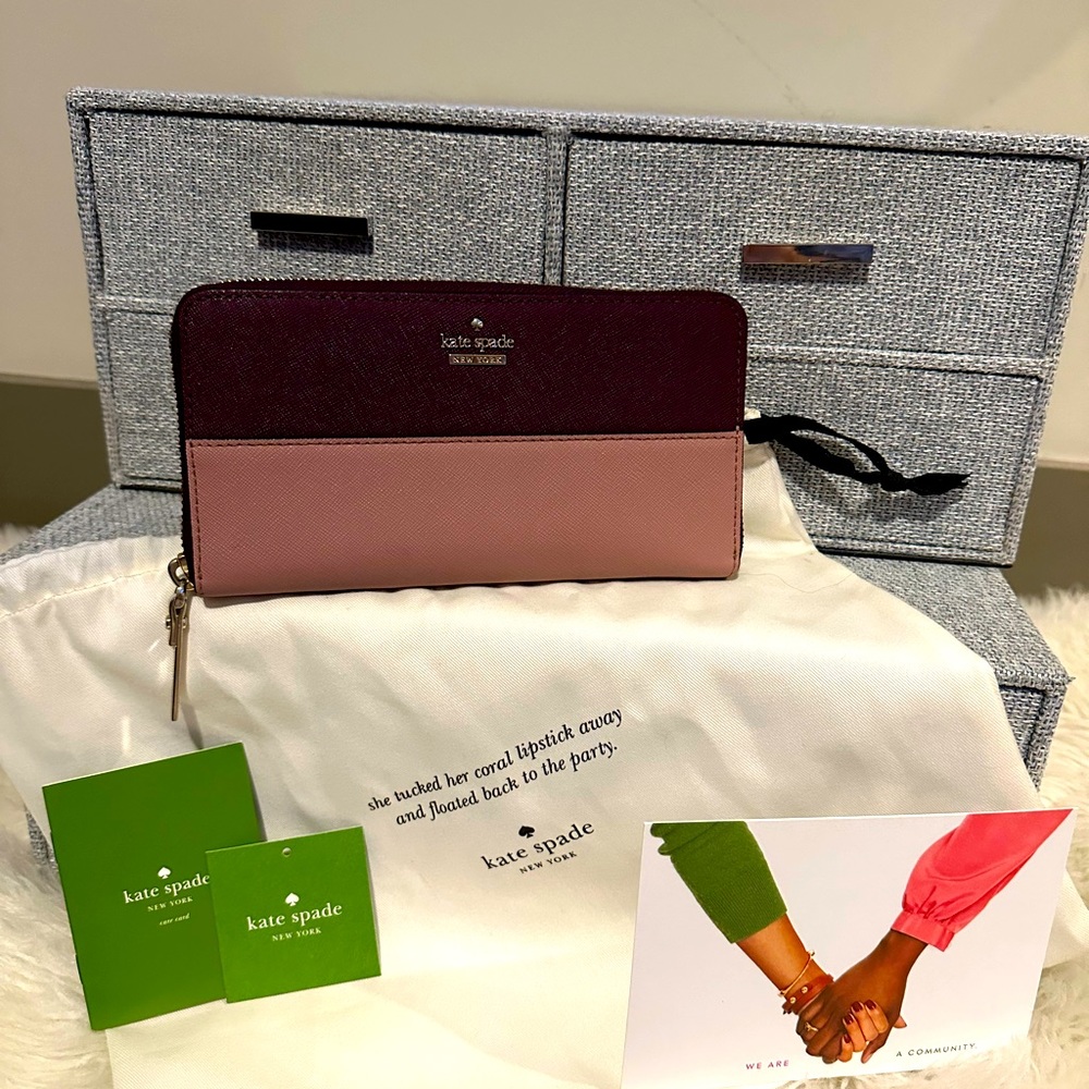 Kate Spade Dustpeomul (673) Cameron Street Lacey Wallet, with Tags Attached.